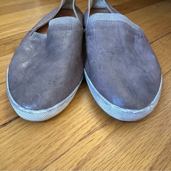 Frye Grey Melanie Slip On Flats Sneakers 9.5 - Picture 9 of 13
